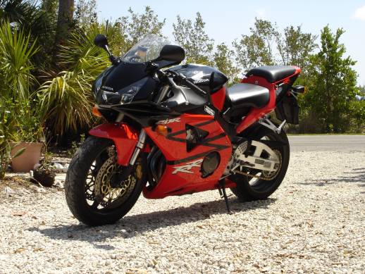 Honda CBR 954 RR Fireblade