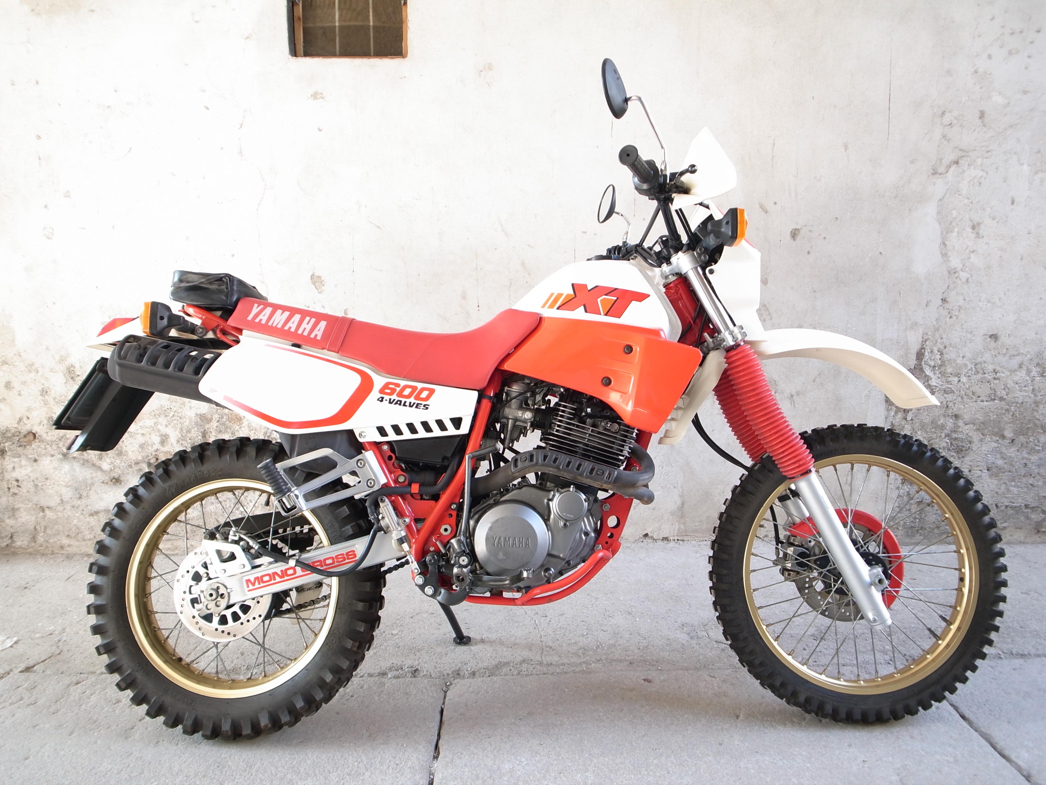  Moto  Enduro YAmaha XT600 en Spedingo com