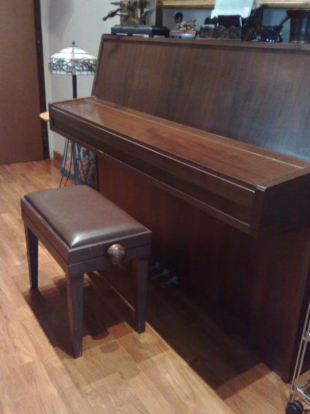 Trasporto pianoforte a muro