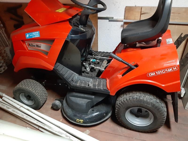 Trasporto trattorino taglia erba da Brescia a carinola