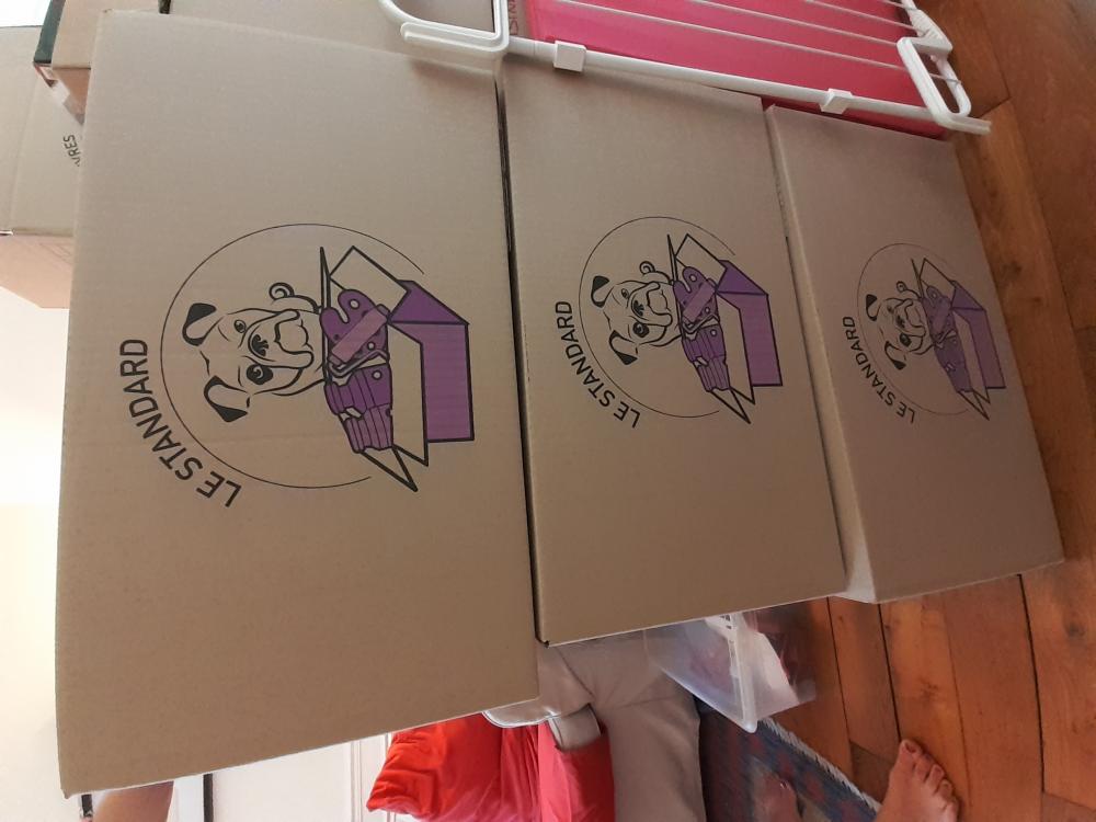 Pacchi Parigi - 23807 Merate LC