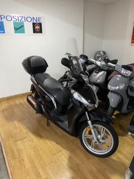 Moto, ciclomotori, scooter Napoli NA - Milano MI