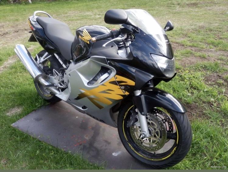Moto, ciclomotori, scooter 28881 Casale Corte Cerro VB - Reggio Calabria RC