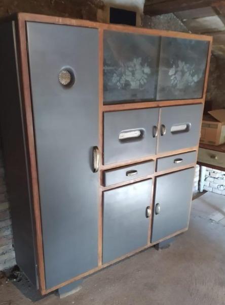 Credenza