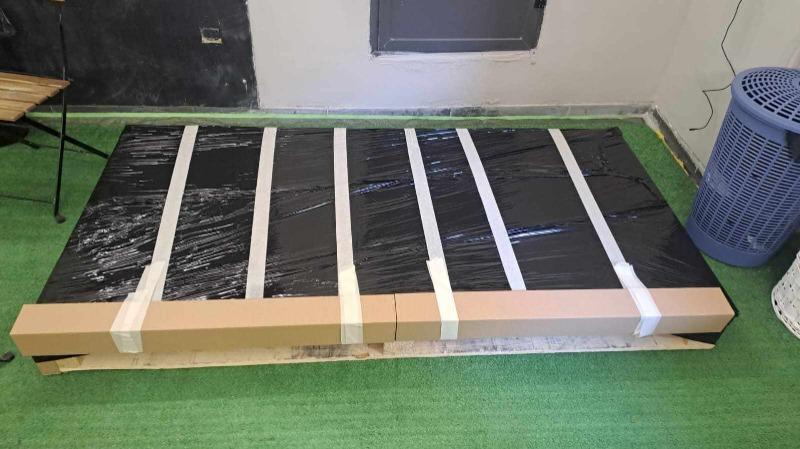 Merci su pallet 80127 - 00100 Roma RM