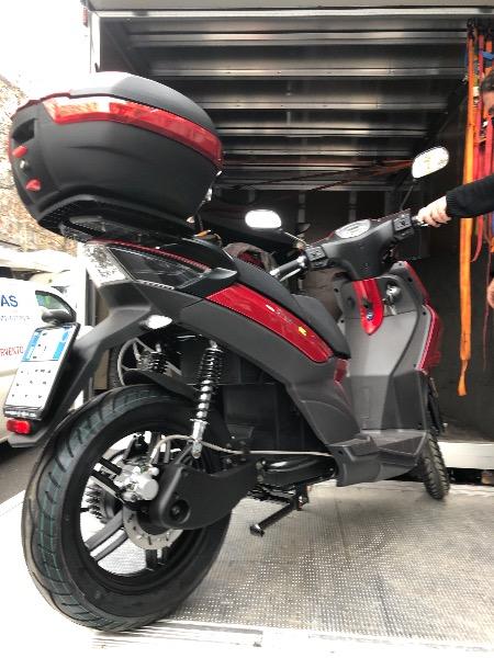 Moto, ciclomotori, scooter