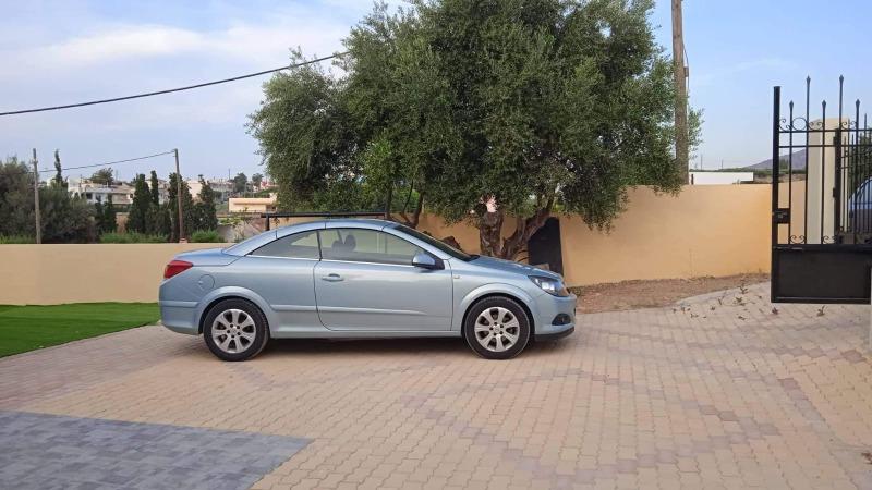 Autos und Lieferwagen Gournes kreta - Nazilli türkei